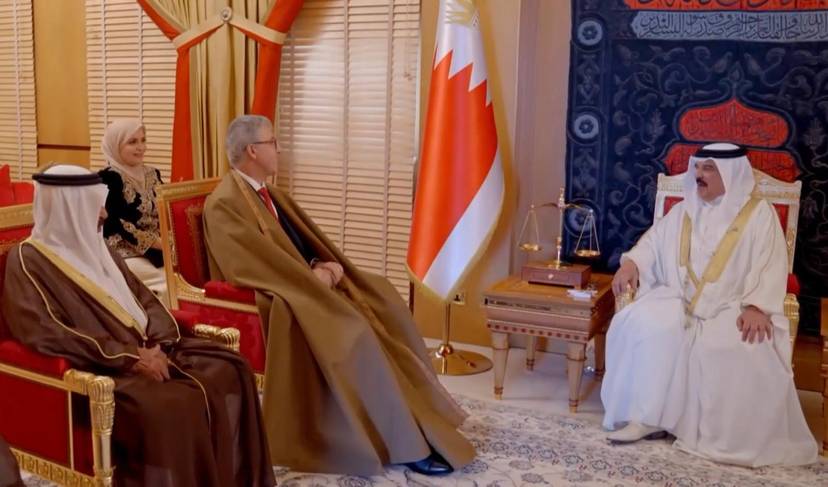 Presentation of the Letters of Credence by Ambassador Abdelmadjid AMINI to His Majesty King Hamad bin Isa Al Khalifa